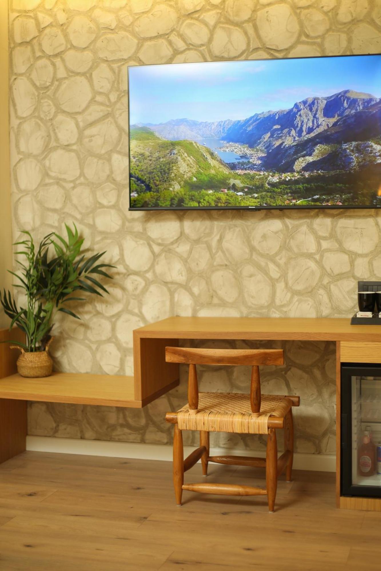 Hotel Brooklyn Vlore Ngoại thất bức ảnh